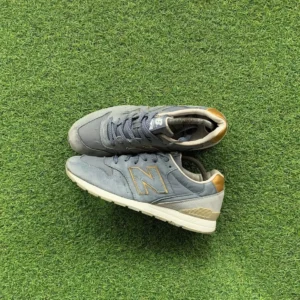 nb UKURAN - 42